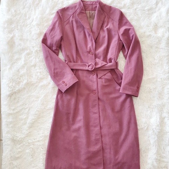 Jackets & Blazers - Vintage pink trench coat faux suede